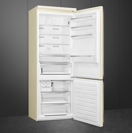 SMEG FA8005RPO5 Отдельностоящий холодильник, 70 см, петли справа, кремовый, фурнитура латунная